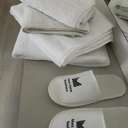 Met-inn Hotel *